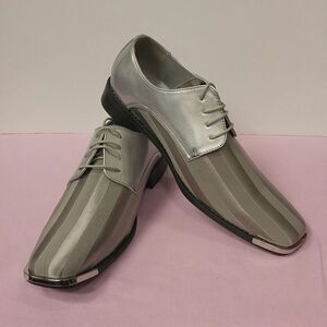MEN'S VIOTTI STRIPED PATENT TUXEDO OXFORD